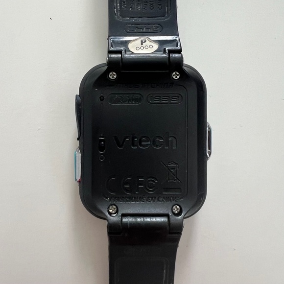 VTech Kidizoom Black Smartwatch DX2 Smart Watch w/ 2 Cameras - Picture 3 of 4